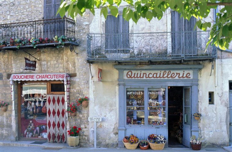 Boucheries or charcuteries A morning trip to la boulangerie, Boucheries or charcuteries, Hypermarkets and specialist shops, Find the local market, A basic lesson in cheeses