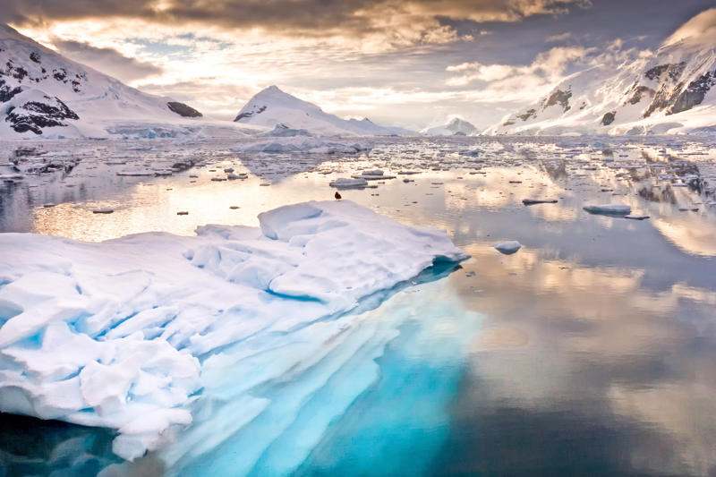 Theory: Antarctica Atlantis: lost city or mere legend?, How did it start?, Theory: sunken continent, Theory: mysterious location, Theory: Antarctica, Theory: Greek Islands, Theory: floods, Theory: fiction, Evidence?