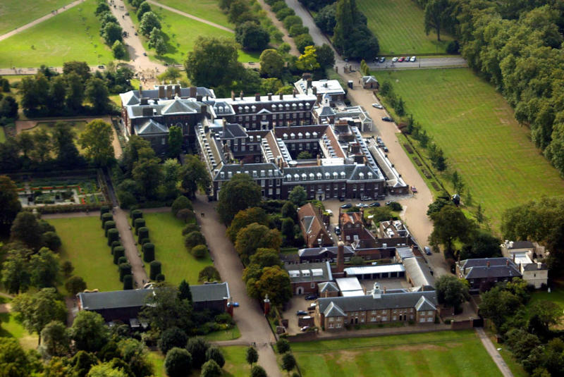 Home of the royals Kensington Palace, Building Kensington, Home of the royals, The Prince and Princess of Wales, Prince George in pajamas, Prince Harry and Meghan Markle, Princess Margaret, Princess Diana, Close surveillance, The tragedy, Hauntings at Kensington, King George II's ghost, The dining room delivery, J.M. Barrie, Billy Porter, A palace for the public, Nicky Hilton