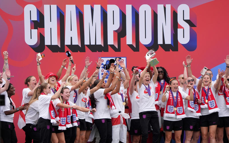 01:58 PM BST, The moment the fans waited to see, 01:22 PM BST, ‘The women actually bring it home’, 01:20 PM BST, As with football matches, 01:18 PM BST, 01:15 PM BST, They’re still on stage, 01:03 PM BST, The players want more chooons, 12:58 PM BST, Now it’s time for THAT song, 12:54 PM BST, Before Heather Small sings..., 12:48 PM BST, Chloe Kelly speaks - ‘This is so f-----g special’, 12:43 PM BST, Sarina Wiegman is dancing, 12:39 PM BST, 12:33 PM BST, The bus that says it all, 12:30 PM BST, The parade is over now it’s time for the speeches, 12:26 PM BST, Scenes of joy, 12:19 PM BST, Alessia Russo speaks to the BBC - ‘I am on cloud nine’, 12:17 PM BST, The brass band and drummers, 12:11 PM BST, Here they are!, 12:09 PM BST, The bus is about to get going, 11:46 AM BST, Atmosphere building up, 11:43 AM BST, Lionesses are ready, 11:38 AM BST, Fans packing The Mall, 11:27 AM BST, Siblings fly in from Austria for the parade, 11:10 AM BST, ‘Premier League is too expensive – women’s football is taking off’, 11:02 AM BST, Will we be seeing more of this today?, 10:56 AM BST, A reminder of who they FaceTimed last night, 10:49 AM BST, ‘These women are absolute legends’, 10:40 AM BST, One player will not be able join in the celebrations, 10:19 AM BST, Excitement in the air, 10:12 AM BST, 50,000 fans expected, 10:03 AM BST, Fans getting their spots on the Mall, 09:37 AM BST, How much will it cost?, 09:31 AM BST, Can I watch it on TV?, 09:29 AM BST, What is the route?, 09:24 AM BST, What time does it start?, 09:22 AM BST, Fans to pay tribute to victorious Lionesses