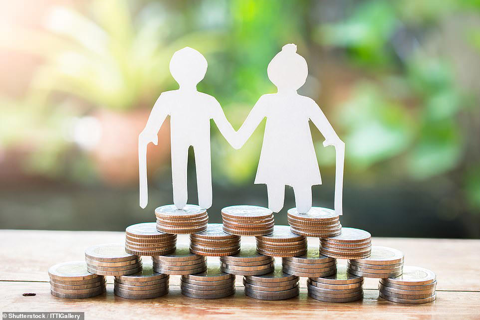 Inheritance tax and gifts: What to know, What you need to know about inheritance tax and gifts, How much can you gift to avoid inheritance tax?, What information will HMRC require?, What counts as a gift?, How do you track down info on gifts, Tips on how to keep a good record of gifts