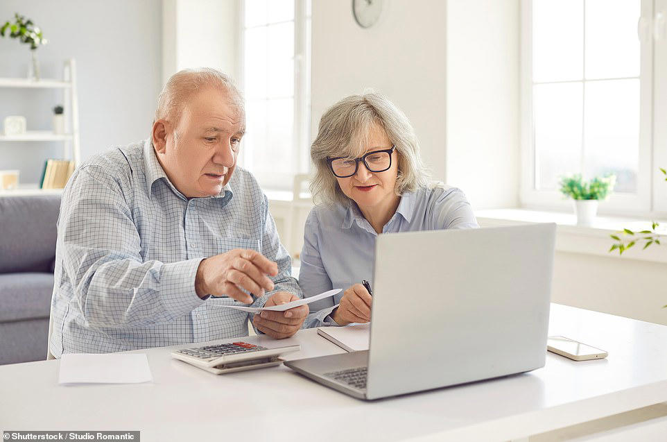 Inheritance tax and gifts: What to know, What you need to know about inheritance tax and gifts, How much can you gift to avoid inheritance tax?, What information will HMRC require?, What counts as a gift?, How do you track down info on gifts, Tips on how to keep a good record of gifts