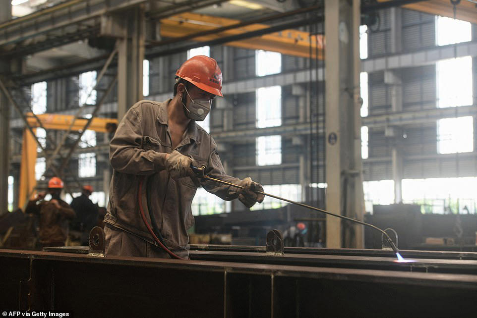 Starmer under fire over American tariffs on UK steel