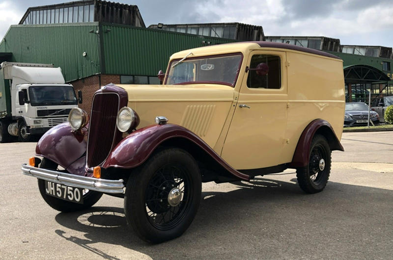 1. Austin ½ Ton, 2. Austin A30, 3. Austin Maestro Van, 4. Austin Seven Type B, 5. Bedford Chevanne, 6. Bedford HA, 7. BMW Isetta 300, 8. Bond Ranger, 9. Chevrolet Corvair 95, 10. Chevrolet El Camino, 11. Citroën 2CV Fourgonnette, 12. Commer Cob, 13. Commer Imp, 14. Dodge Rampage, 15. Fiat Fiorino, 16. Ford Escort, 17. Ford Model Y, 18. Ford Thames 300E, 19. Ford Thames 307E, 20. Holden Coupe Utility, 21. Jowett Bradford, 22. Lancia Ardea, 23. Mini, 24. Morris Minor, 25. Morris Series Z, 26. Peugeot 205, 27. Reliant Regal, 28. Renault 4 Fourgonnette, 29. Subaru BRAT, 30. Triumph Courier, 31. Vauxhall Astravan, 32. Volkswagen Caddy