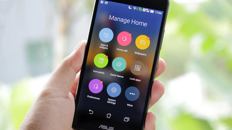 1. Customizability, 2. More Apps, 3. Affordability, 4. File Management, 5. Universal Charger, 6. Google Integration, 7. Permission Controls, 8. Better Hardware, 9. Removable Battery and Storage, 10. Greater Freedom, 1. Apple Integration, 2. Security, 3. Easy to Use, 4. Apple Pay, 5. Privacy, 6. Family Sharing, 7. Holding Their Value, 8. iMessage, 9. AirDrop, 10. Apple TV and Music