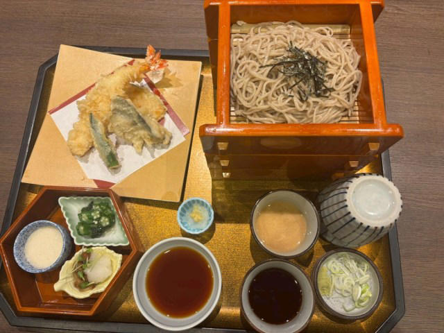 ・お昼普通に食べてきてからの挑戦, ・いざ、食べ放題スタート, ・私はスイーツで休憩, ・最終結果は……？