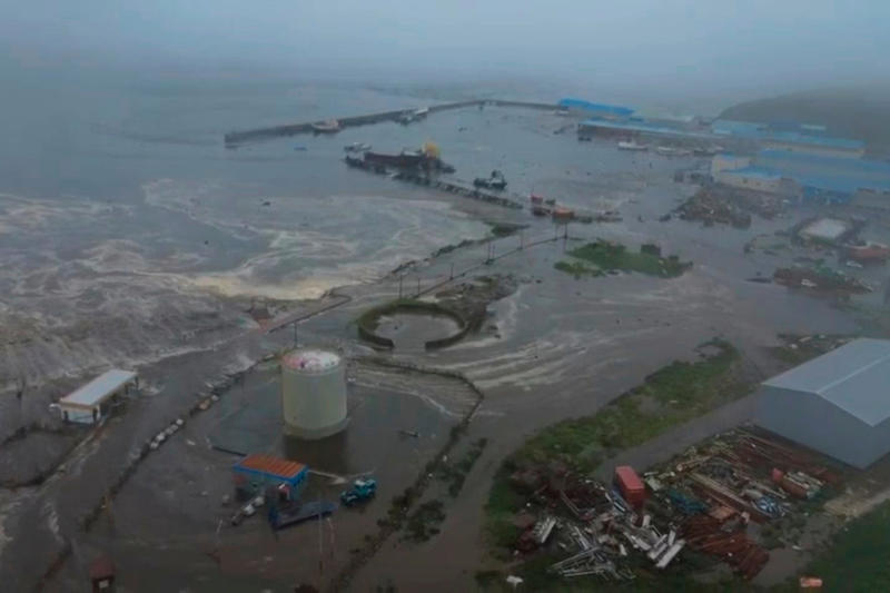 What is a tsunami?, How do people find out if there's a tsunami warning?, What should I do if I get a tsunami alert?, How long does it take for tsunamis to arrive?, What effects have been noticed so far?