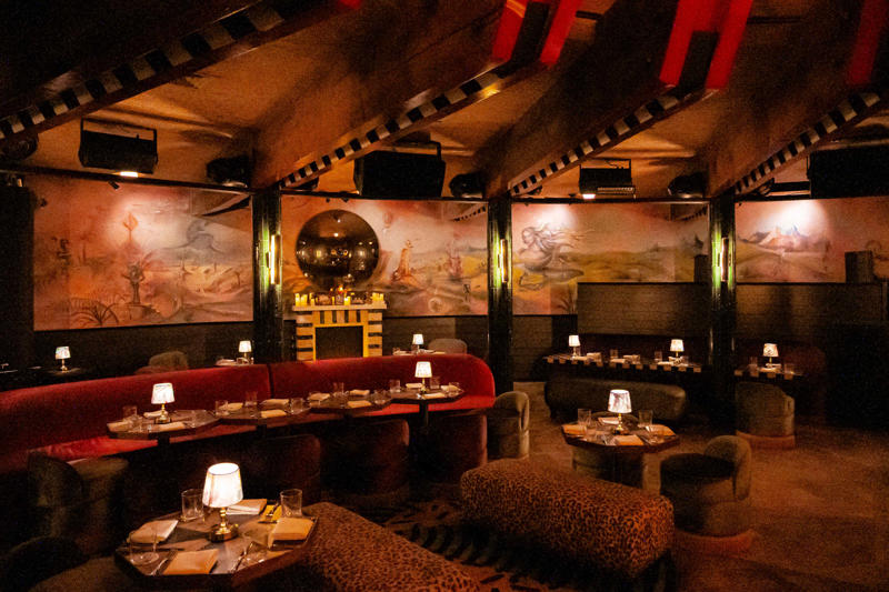 Chez L'Amour | St. Augustine, Escondido Lounge | Downtown Fort Myers, Hardwick's Bar | Downtown Jacksonville, Liberty Bar | Tallahassee, Little Jim Bait &amp; Tackle, Mainstreet Pub | Melbourne, Mary Lou's | West Palm Beach, Old Hickory Whiskey Bar | Pensacola, Ocean Deck | Daytona Beach, The Old Salty Dog | Sarasota, Rebecca's l Naples