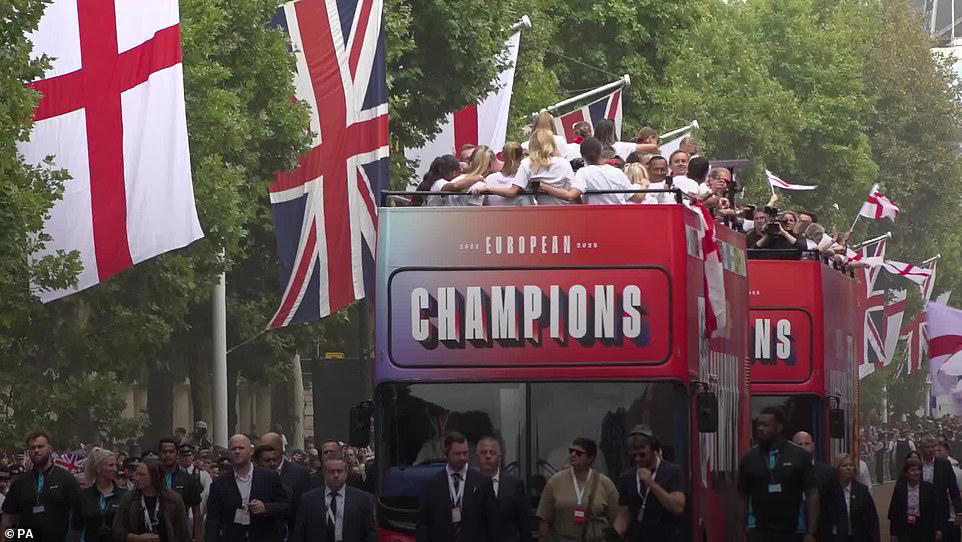 Richard Keys calls for penalty shootout rule change after Lionesses win