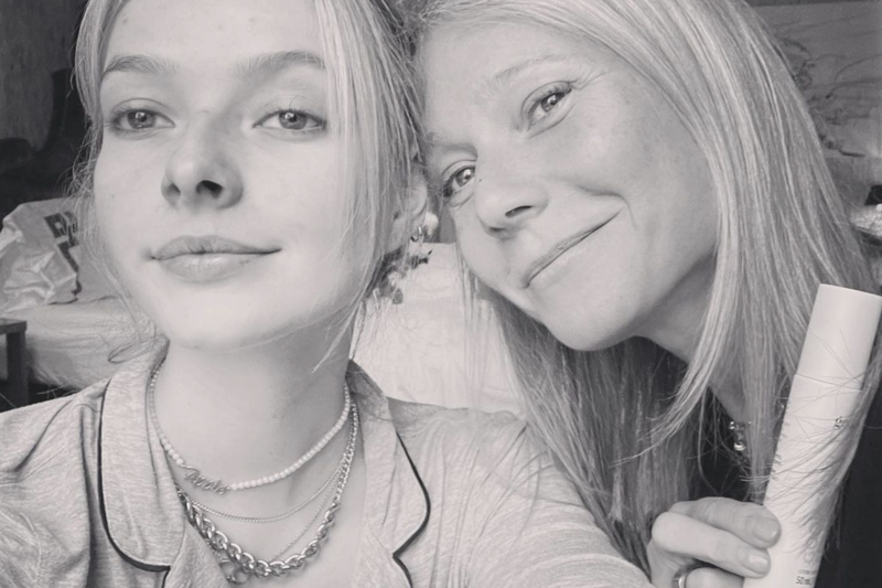 2022 has a double celebration Gwyneth Paltrow and her Goop business, Bye, Pepper Potts, The children of Gwyneth Paltrow and Chris Martin, Photos on Instagram, A painful story about Apple's birth, 'Armchair Expert', Gwyneth Paltrow and Dax Shepard, 'We almost died', 70 hours in labor, A big scar, Gwyneth Paltrow's criticism of 'beauty', The big question, No washboard stomach, Happy with her scar, 'Past perfectionism', 2022 has a double celebration, When is Gwyneth back on the screen?, More secrets revealed?