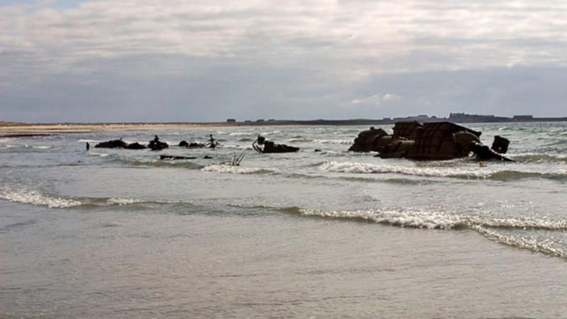 A Shipwreck That Spoke Volumes, Storms Reshape The Sanday Coastline, Unusual Timbers Revealed By The Tide, Discovery Credited To A Local Schoolboy, Discovery Credited To A Local Schoolboy (Cont.), Islanders Mobilize To Recover The Remains, Timbers Were Hauled To Safety By Hand And Tractor, Dendrochronology Pinpoints The Era, Dendrochronology Pinpoints The Era (Cont.), Wessex Archaeology Takes The Lead On Study, Microscopic Grain Patterns Support Naval Origin, Archival Clues Narrow The Field To HMS Hind, Archival Clues Narrow The Field To HMS Hind (Cont.), A War Frigate Built For Empire, A War Frigate Built For The Empire (Cont.), She Crossed Oceans Under The Union Jack, A Whaling Vessel Venturing To The North, The Crew Faced Ice, Isolation, And Peril, March 1788 Marks The End, All 56 Sailors Survived The Ordeal, Lopness Bay Became A Silent Tomb, Folklore Preserved Fragments Of The Tale, Funding Secured For Long-Term Study, Funding Secured For Long-Term Study (Cont.), The Community Leads Its Own Maritime Revival