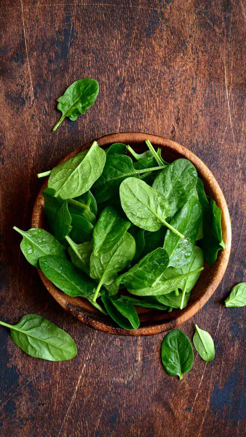 9 foods for thick and voluminous hair