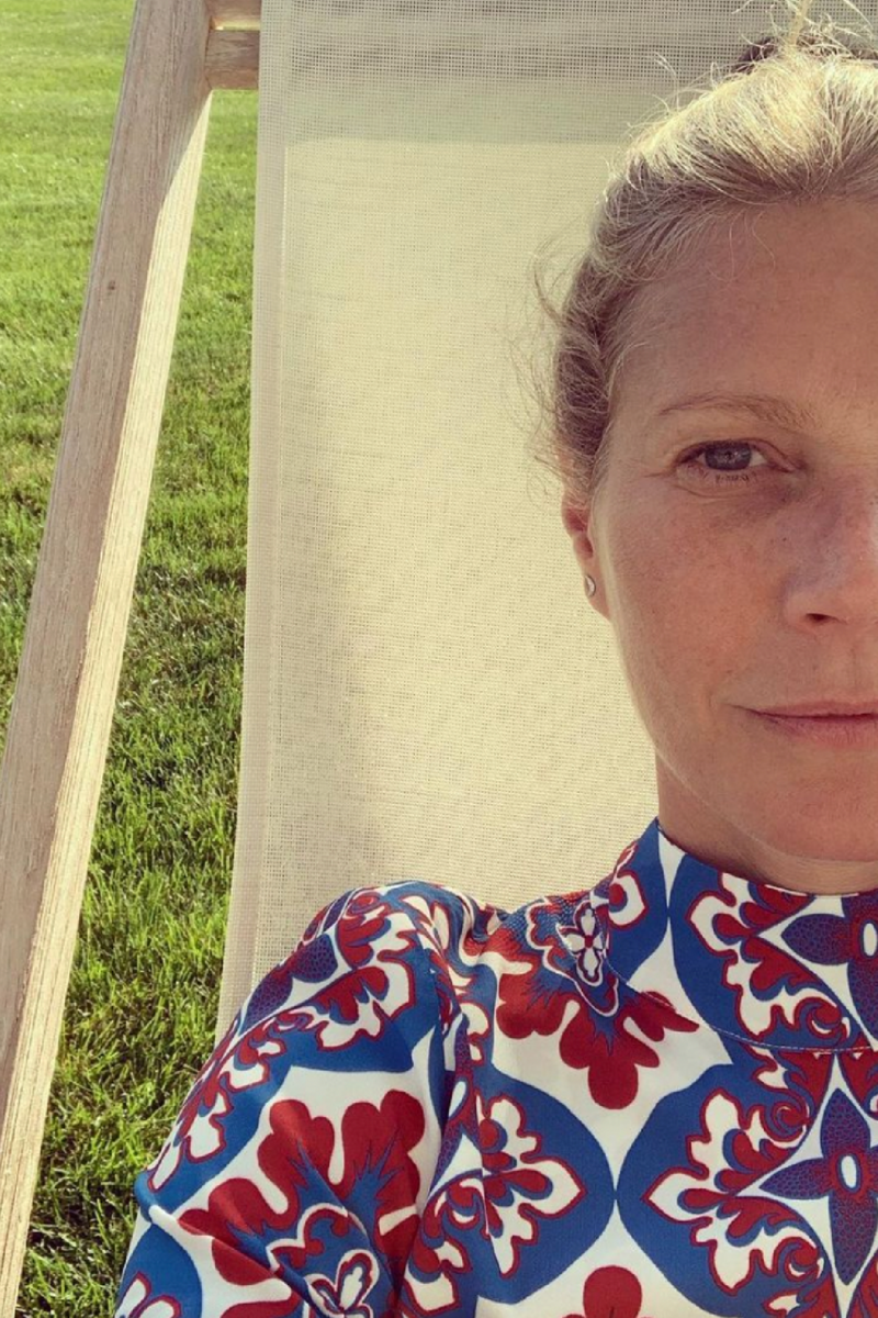 70 hours in labor Gwyneth Paltrow and her Goop business, Bye, Pepper Potts, The children of Gwyneth Paltrow and Chris Martin, Photos on Instagram, A painful story about Apple's birth, 'Armchair Expert', Gwyneth Paltrow and Dax Shepard, 'We almost died', 70 hours in labor, A big scar, Gwyneth Paltrow's criticism of 'beauty', The big question, No washboard stomach, Happy with her scar, 'Past perfectionism', 2022 has a double celebration, When is Gwyneth back on the screen?, More secrets revealed?