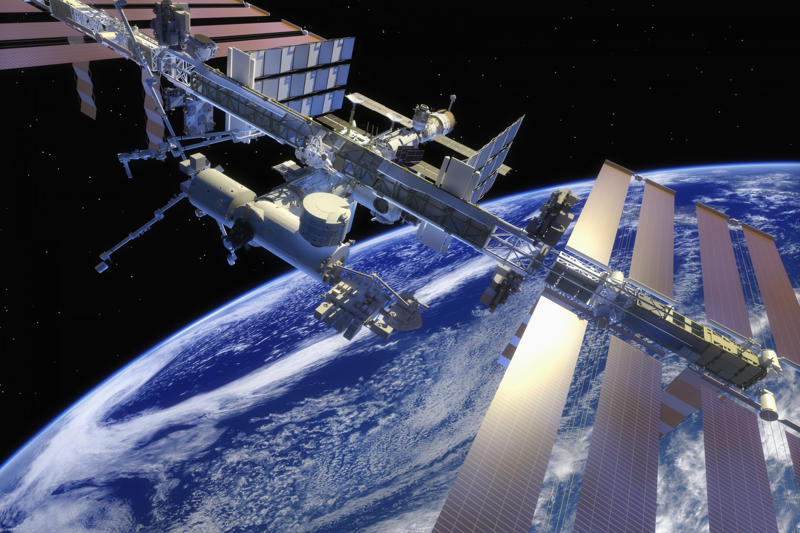 The ISS at the North Pole Meet the Tara Polar Station, A foundation created by Agnès b., The effects of climate change in the sea, A dozen scientific expeditions, A multiple mission, A hybrid building, The ISS at the North Pole, Extreme conditions, Different places, same problems, Dangerous environments, Dimensions similar to a tennis court, "It was built like an olive pit", Access to the ocean, The crew of the Tara Polar Station, A rigorous selection, Specific training, Evacuations will be difficult