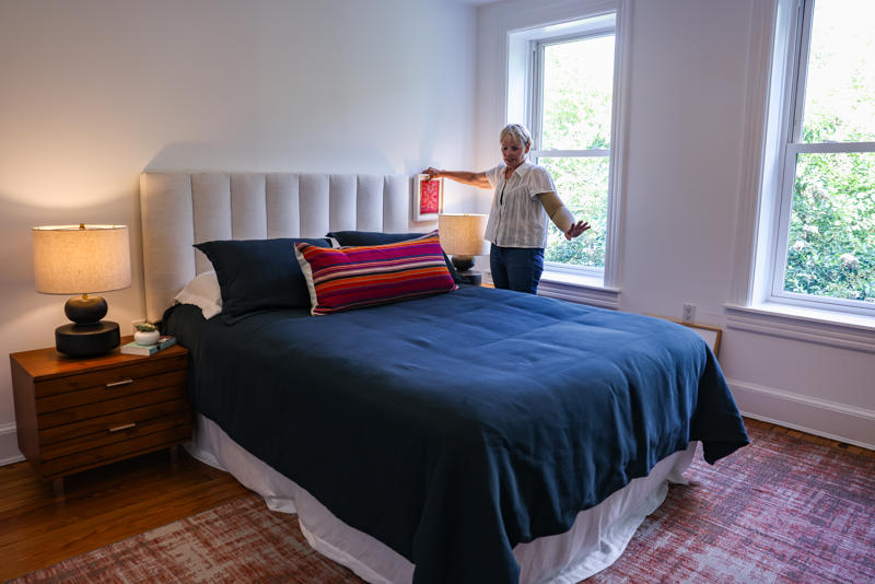   Pick a foundational item for each room ,   It’s all about scale ,   Do not fear the tchotchke ,   There are some moments to blow your budget ,   If you want to invest in a trend, start small ,   Take your time ,   Don’t be afraid to give your rooms multiple purposes ,   Hang the art last ,   How to make a move 