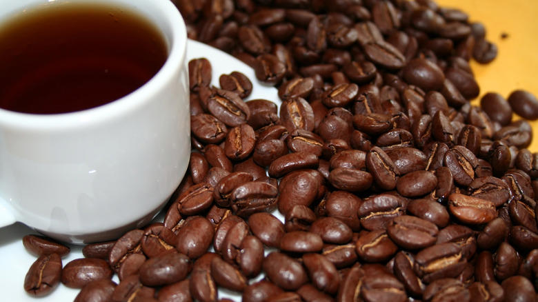 Kona Coffee And Tea Tommy Bahama, Merriman's, Pueo's Osteria, Cafe 100, Huggo's On The Rocks, Kona Coffee And Tea, Punalu'u Bakery