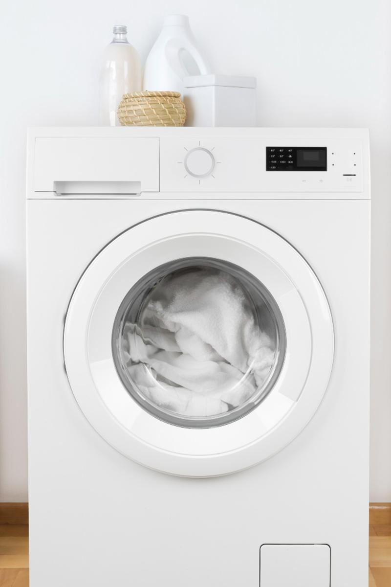 Can you wash shoes in the washing machine?, The best way to wash dirty shoes: step-by-step guide, Soka DIY stain removal spray, What if you don’t have a mesh bag?, Do you have to use the delicate cycle?