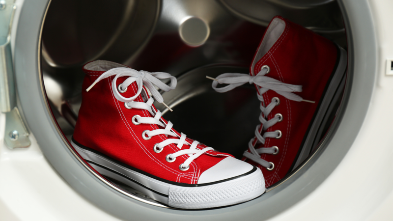 Can you wash shoes in the washing machine?, The best way to wash dirty shoes: step-by-step guide, Soka DIY stain removal spray, What if you don’t have a mesh bag?, Do you have to use the delicate cycle?
