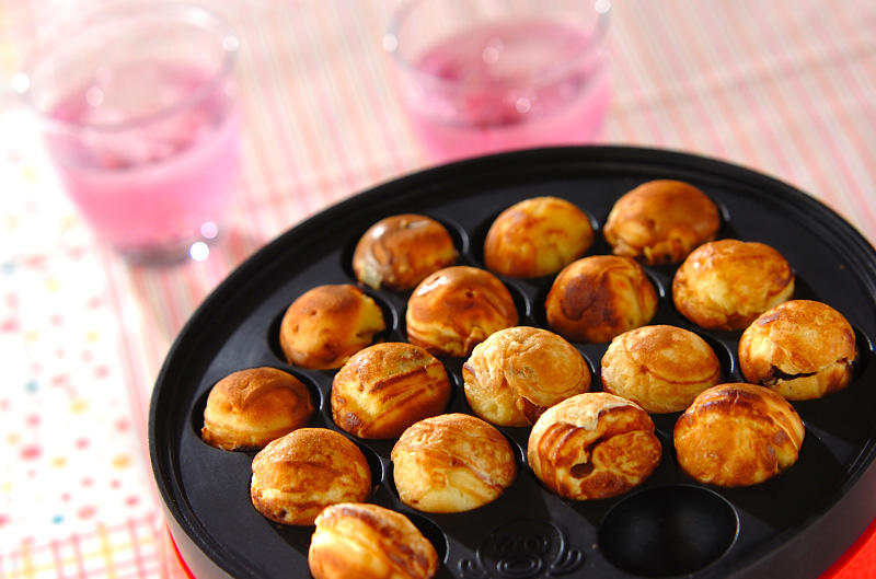 屋台の味！ 焼きとうもろこし フライパンで簡単, ホットケーキミックスの簡単たこ焼き 子どもに人気, レンジで簡単！ 屋台風焼きそば, 大阪名物イカ焼き フライパンで簡単 屋台の味を再現, ビックリするほど簡単！ 屋台のカリカリいちご飴, マンゴーソースのかき氷