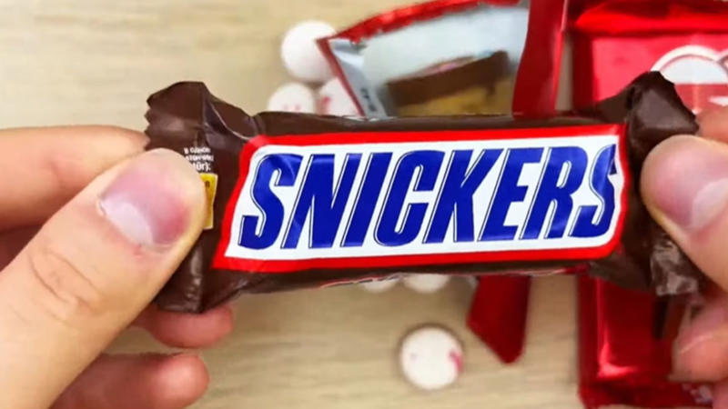 1. Snickers 1. Lily's Intensely Dark 92% Cacao, 2. Beyond Good Pure Dark 92% Cocoa, 3. Cadbury Dairy Milk (US Version), 4. Charleston Chew, 5. Hershey's Milk Chocolate Bar, 6. Theo Pure Dark 85% Dark Chocolate, 7. 3 Musketeers, 8. Almond Joy, 9. Bettergoods Cookie Butter Filled Milk Chocolate, 10. Butterfinger, 1. Snickers, 2. Kit Kat, 3. Tony's Chocolonely Dark Chocolate, 4. Reese's Peanut Butter Bar, 5. Dove Dark Chocolate, 6. Ghirardelli Intense Dark 86% Cacao, 7. Milky Way/Mars Bar, 9. Toblerone, 10. Cadbury Royal Dark