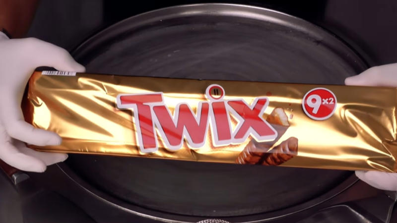 8. Twix 1. Lily's Intensely Dark 92% Cacao, 2. Beyond Good Pure Dark 92% Cocoa, 3. Cadbury Dairy Milk (US Version), 4. Charleston Chew, 5. Hershey's Milk Chocolate Bar, 6. Theo Pure Dark 85% Dark Chocolate, 7. 3 Musketeers, 8. Almond Joy, 9. Bettergoods Cookie Butter Filled Milk Chocolate, 10. Butterfinger, 1. Snickers, 2. Kit Kat, 3. Tony's Chocolonely Dark Chocolate, 4. Reese's Peanut Butter Bar, 5. Dove Dark Chocolate, 6. Ghirardelli Intense Dark 86% Cacao, 7. Milky Way/Mars Bar, 9. Toblerone, 10. Cadbury Royal Dark