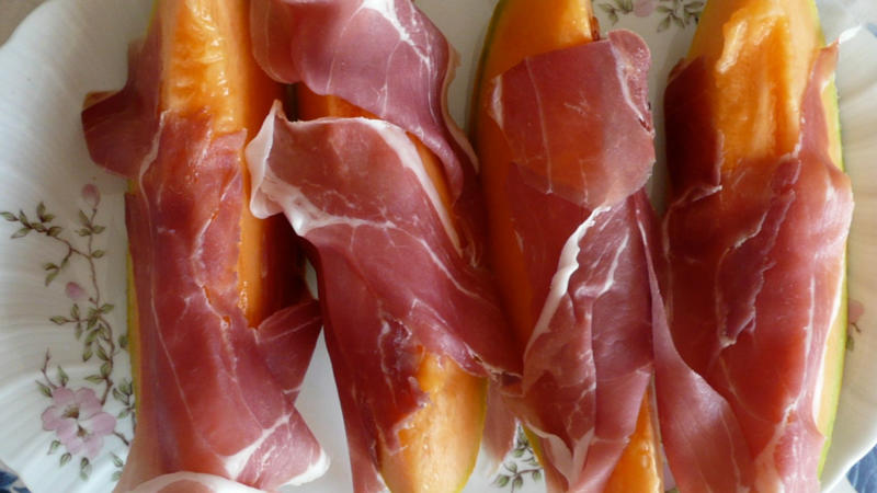 1. Parmesan Crisps, 2. Bacon-Wrapped Dates, 3. Prosciutto-Wrapped Melon, 4. Mini Beef Wellingtons, 5. Buffalo Cauliflower Bites, 6. Soft Pretzel Bites with Hot Mustard, 7. Spicy Deviled Eggs, 8. Antipasto Skewers, 9. Roasted Sweet Potato Rounds with Goat Cheese &amp; Pecans, 10. Turkey Pinwheels, 11. Crostini with Ricotta &amp; Honey, 12. Hummus-Stuffed Cherry Tomatoes, 13. Fried Ravioli, 14. Mini Tostadas, 15. Tuna Tartare on Wonton Crisps, 16. Mini Lobster Rolls, 17. Brie and Cranberry Phyllo Cups, 18. Mini Crab Cakes with Aioli, 19. Marinated Mozzarella Balls, 20. Mini Grilled Cheese with Tomato Soup Shooters