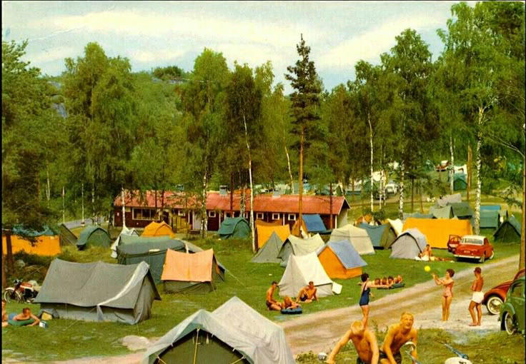 Camping in the Teacher’s Backyard Fainting in Biology Class, Flying Chairs, A Flower Power Teacher, Push-Ups, Ice-Cream, A Justiciera, Lyrics for Learning, Anxiety at School, Mr. Malfoy, Real Life Mr. Electric, McDonald’s, Camping in the Teacher’s Backyard, Mr. McQueery, Left, Right, Left, Let Me Beat Your Ruler, Accidents, Mr. Hands, Another Accident, Clean Desks, Lack of Patience, A True Believer, Watch Your Language, Farm Visit, Tooth-Principal, Hungry Teacher, Mercury Class, Nerdy Sleepover