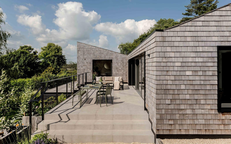 A serendipitous connection, A cloak of cedar, Letting in light, A family kitchen, Relaxed living, A layout of two halves, Time to reflect, Celia’s tips for managing a renovation