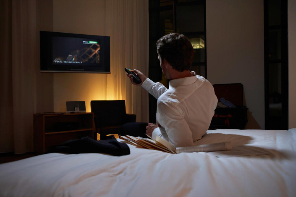 5. TV remote control 1. Drinking glasses, 2. Bedding, 3. Coffee machines, 4. Free toiletries, 5. TV remote control