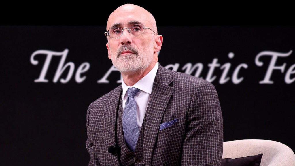Professor reveals 4 things the happiest people do every day