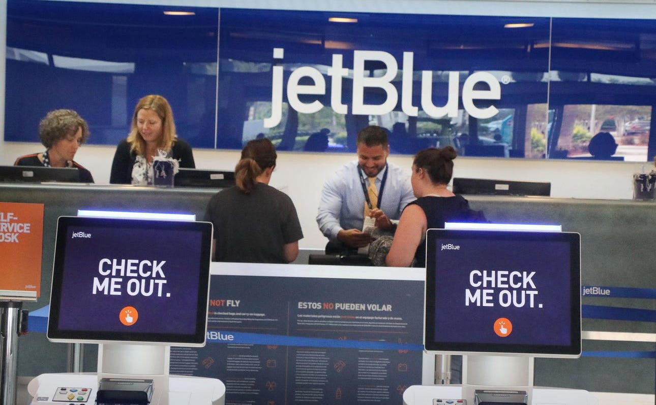 JetBlue flights from Vero Beach , Flights out of Vero Beach, JetBlue baggage policy, What does JetBlue serve on flights?, Who founded JetBlue? , Which Florida airports does JetBlue fly from?