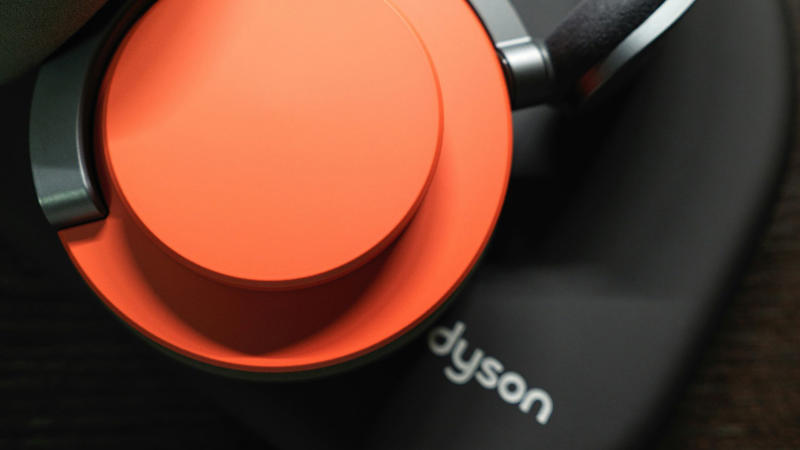 10. Dyson OnTrac 1. Sony WH-1000XM6, 2. Anker Soundcore Space Q45 Wireless, 3. JBL Tour One M2, 4. Bose QC45, 5. Sony WH-1000XM4, 6. Sennheiser HD 800 S, 7. Anker Soundcore Life Q30 Wireless, 8. Insignia NS-HAWHP2, 9. Monolith by Monoprice M565C, 10. Soundcore Space One, 1. Beats Solo 3 Wireless, 2. Blue Lola, 3. Sony Extra Bass XB950BT, 4. Razer Kraken USB, 5. 2024 Apple AirPods Max, 6. Beats Studio Wireless, 7. Sennheiser Urbanite XL, 8. JBL Everest Elite 300, 9. Sonos Ace, 10. Dyson OnTrac
