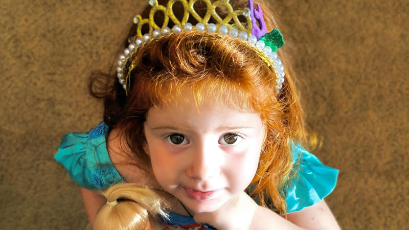 1. Isabella, 2. Alexander, 3. Victoria, 4. Frederick, 5. Eleanor, 6. Arthur, 7. Charlotte, 8. Henry, 9. Sophia, 10. Louis, 11. Anastasia, 12. Maximilian, 13. Elizabeth, 14. Philip, 15. Catherine, 16. George, 17. Alexandra, 18. Edward, 19. Beatrice, 20. Sebastian