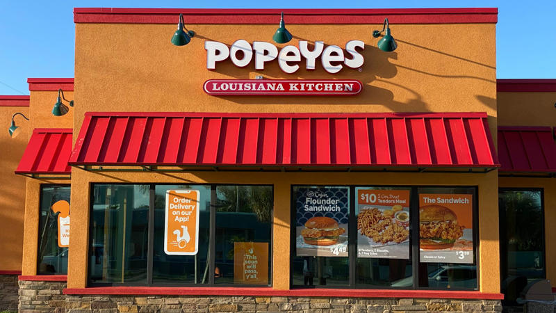 3. Popeyes 1. Church's Texas Chicken, 3. Popeyes, 4. Jollibee, 5. Chester’s Chicken, 6. Raising Cane’s, 7. Zaxby’s, 8. Golden Chick, 9. Bojangles, 10. Lee’s Famous Recipe Chicken, 1. Chick-fil-A, 2. Slim Chickens, 3. Bush’s Chicken, 4. Krispy Krunchy Chicken, 5. PDQ (People Dedicated To Quality), 6. Bantam + Biddy, 7. Pollo Campero, 8. Huey Magoo’s, 9. Super Chix, 10. Dave’s Hot Chicken