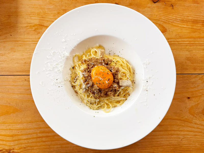 【人気No.1】「濃厚リコッタチーズのトマトソーススパゲティ」, 【変わり種】「カルボナーラLORO風」, 「平日限定ランチ」がお得！, メニュー(2025年8月7日時点)