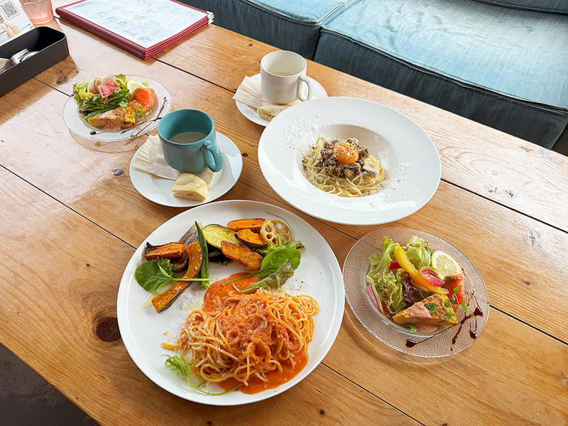 【人気No.1】「濃厚リコッタチーズのトマトソーススパゲティ」, 【変わり種】「カルボナーラLORO風」, 「平日限定ランチ」がお得！, メニュー(2025年8月7日時点)