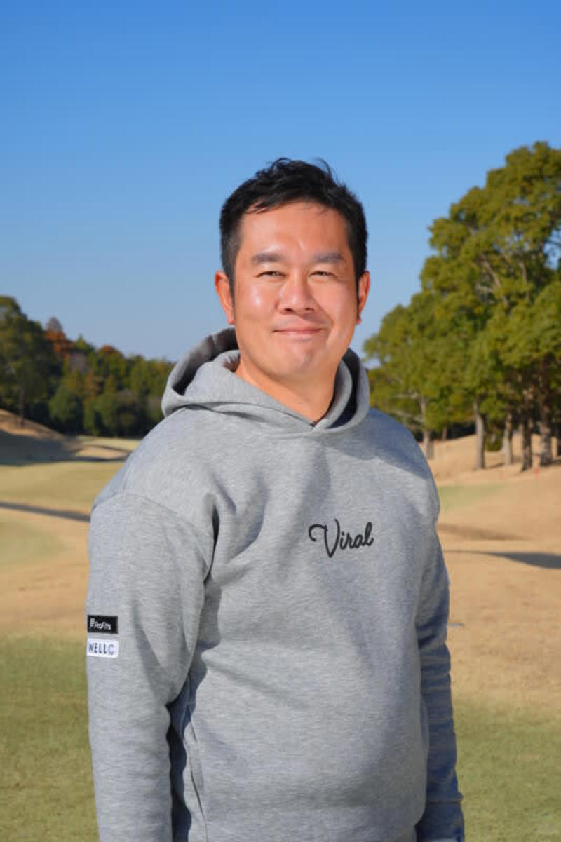 ＮＧサイドが広く使えるので安心, フェアウェイを広く使えるので安心して振れます！, 〝斜め〞に構えると反応で思わぬミスが出る, イヤなゾーンの反対側のフェアウェイと平行に立つ, 左右両方から見てみて安心なほうに立つ
