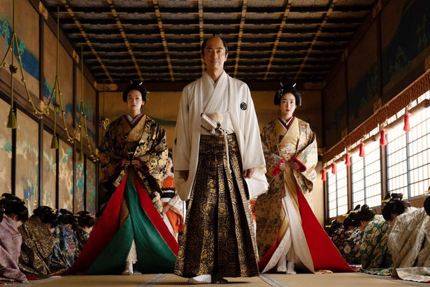 蔦重との対比、時代を説明するような立ち位置に, 一橋治済(生田斗真)は終始何を考えているのか読めなく、不気味です, 渡辺謙さん、石坂浩二さんの居住まいに刺激を受けました, これから先の蔦重の苦労や活躍を見ることが楽しみです