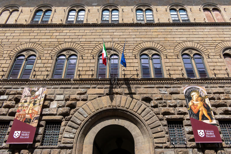 What is renaissance architecture?, History of renaissance architecture, How is the influence of renaissance architecture seen today, What are the main features of renaissance architecture?, Famous examples of renaissance architecture, Famous renaissance architects