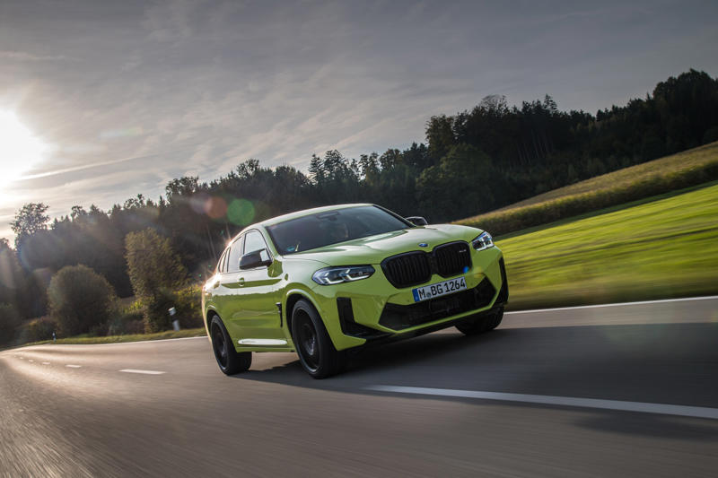 2026 J.D. Power Most Reliable Vehicles: Every Segment Winner Explained, Compact Car: Toyota Corolla, Midsize Car: Toyota Camry, Compact Premium Car: Lexus IS, Small SUV: Subaru Crosstrek, Compact SUV: Chevrolet Equinox, Midsize SUV: Nissan Murano, Upper Midsize SUV (Tie): Buick Enclave / Toyota 4Runner, Small Premium SUV: Lexus UX, Compact Premium SUV: BMW X4, Midsize Premium SUV: Lexus GX, Upper Midsize Premium SUV: Cadillac XT6, Midsize Pickup: Toyota Tacoma, Minivan: Toyota Sienna, Large Light Duty Pickup: Ram 1500, More Issues Now Concern Software and Electrification