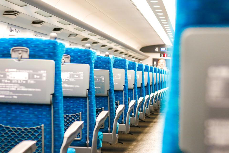 座席間違いは「対話」で解決, 座席では自由に過ごす, 車内アナウンスは必要最低限, 乗り降りの列はない, 大事にしているものが違う