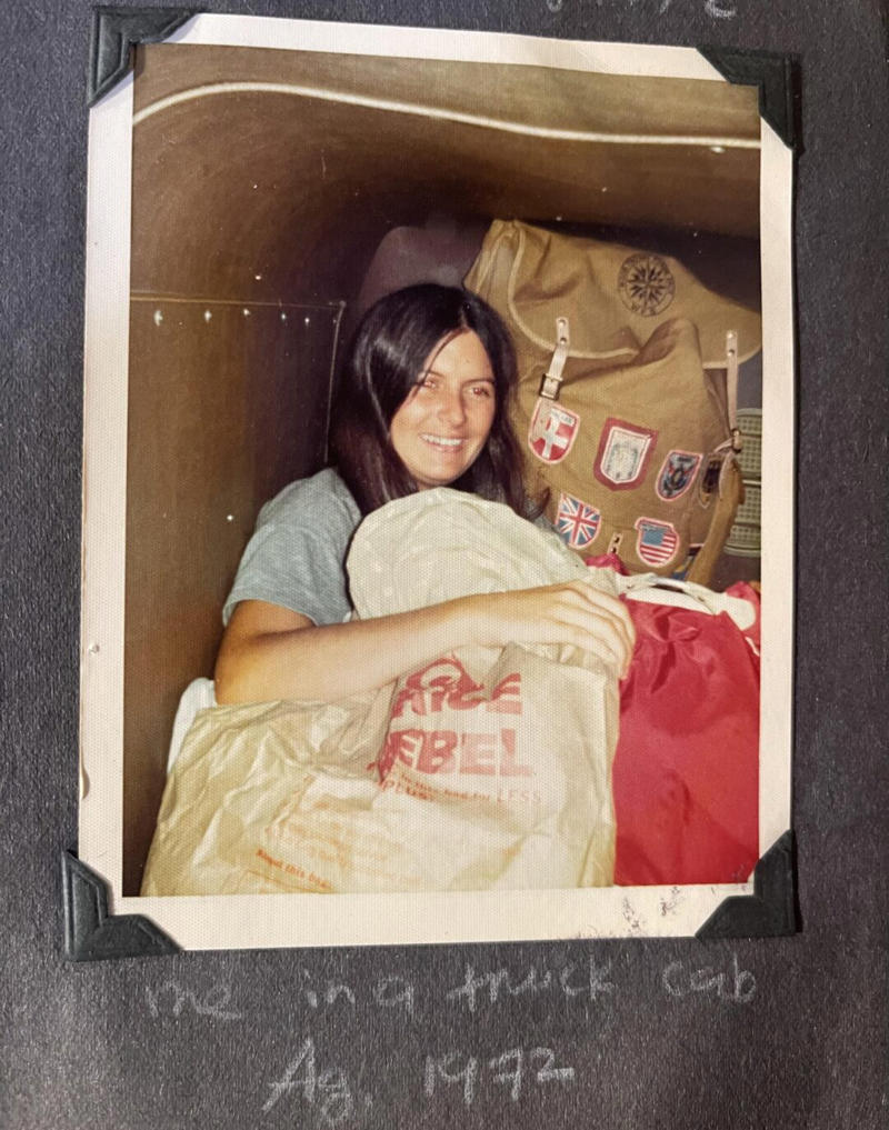8. ‘My Mom Hitchhiking in California, 1972’ 1. Three Women Hitchhike Along Highway 1 in Big Sur, California, 1971, 2. Washington, D.C.-Bound Hitchhiker Seen on the New Jersey Turnpike, 1971, 3. ‘Make Sure To Smile and Not Look Like a Serial Killer’, 4. Fashion Shoot or Hitchhiker?, 5. ‘Two Women Hitchhiking in Toronto, Canada, 1974’, 6. Hippies Flash the Peace Sign as They Hitchhike, 1971, 7. ‘My Dad, Hitchhiking From Michigan to California, 1973’, 8. ‘My Mom Hitchhiking in California, 1972’, 9. A Hitchhiker Pictured With His Dog Tripper on Route 66, May 1972, 10. ‘My Dad Hitchhiking in Canada at 15 Years Old, 1974’, 11. Hitchhiking on Steroids: Boys Catch a Free Ride on the Back of a City Bus in New York City, 1970, 12. Ozzy Osbourne, aka the Prince of Darkness, Hitchhiking His Way Home, 1977, 13. ‘Hitchhiking in Boston, Massachusetts, Circa Early ’70s’, 14. Two Disheveled Hitchhikers Try Making Their Way to the Willie Nelson 4th of July Picnic Near Austin, Texas, 1980, 15. Paul McCartney of the Beatles Pretends to Hitchhike in Toronto, 1989, 16. A Man Hitchhikes By a Country Road, Circa 1972, 17. ‘My Cool Aunt Hitchhiking Through the Rockies in the ’70s’, 18. A 19-Year-Old Jim Carrey Shows His Unique Method of Hitchhiking, 1981, 19. ‘A Hitchhiker in Luxemburg, 1977’