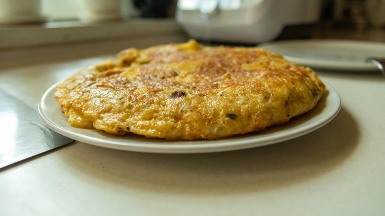 Sardines De Espeto, Tortilla Española, Pescados Fritos, Tortilla Del Sacromonte, Chirimoya, Fritura Malagueña, Ajo Blanco, Churros Con Chocolate