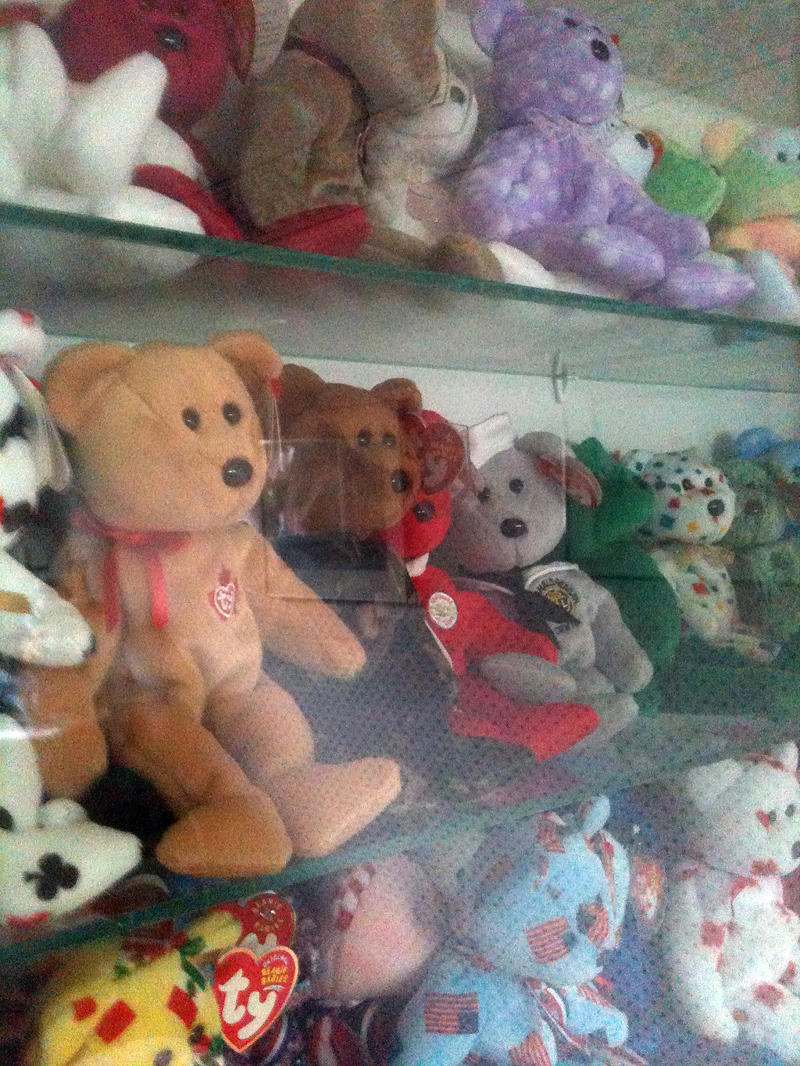 Beanie Babies By Ty Inc. Retro Collectibles That Are Still Loved Today, Original 1980s My Little Pony Toys, 1977 Kenner Star Wars Action Figures, Vintage Tamagotchi Virtual Pets, Classic Rubik’s Cube Puzzle, 1990s Polly Pocket Compacts, Nintendo Game Boy Handheld Console, 1984 Transformers G1 Figures, Beanie Babies By Ty Inc., 1982 Masters Of The Universe Toys, Original Cabbage Patch Kids Dolls, 1990s Pogs And Slammers, Atari 2600 Video Game System, Lisa Frank Stationery Sets, Garbage Pail Kids Trading Cards, 1970s Evel Knievel Stunt Cycle