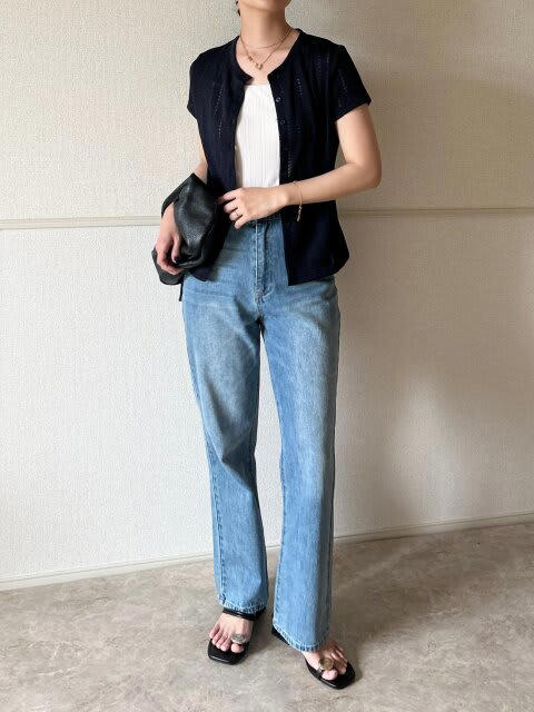程よい透け感が丁度良い♡GU「フロントボタンポインテールT」, Style①夏に映える大人の上品ナチュラル, Style②さらっと羽織って軽やかに◎抜け感デニムスタイル, Style③透け感×ストライプのワントーンスタイル, Style④ジレワンピ×デニムでつくる、きれいめカジュアル