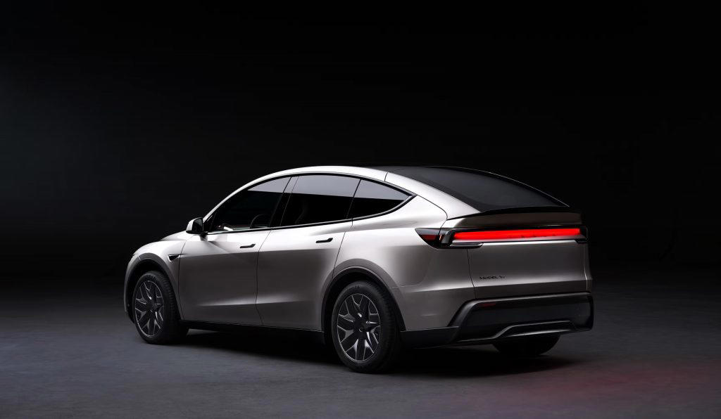 Tesla Model Y L Dimensions and size, Tesla Model Y L Powertrain and performance, Tesla Model Y L Price in China, Will the Tesla Model Y L come to Malaysia?