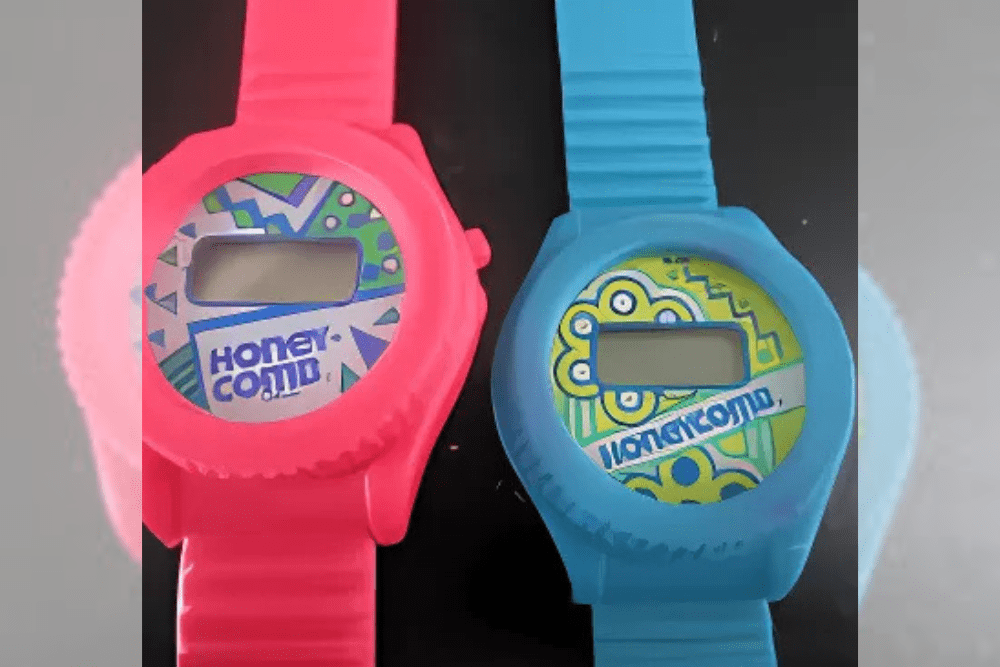 10. Honeycomb Digital Watches, 9. Leon Neon Glow Bracelets, 8. Wacky WallWalkers, 7. Spooky Speedsters, 6. Flintstones Car, 5. Sugar Bear Bike Reflector, 4. Monster Mitts, 3. Crater Critters, 2. Cracker Jack "Toy Surprise", 1. The Funny Jungleland Moving Pictures Book