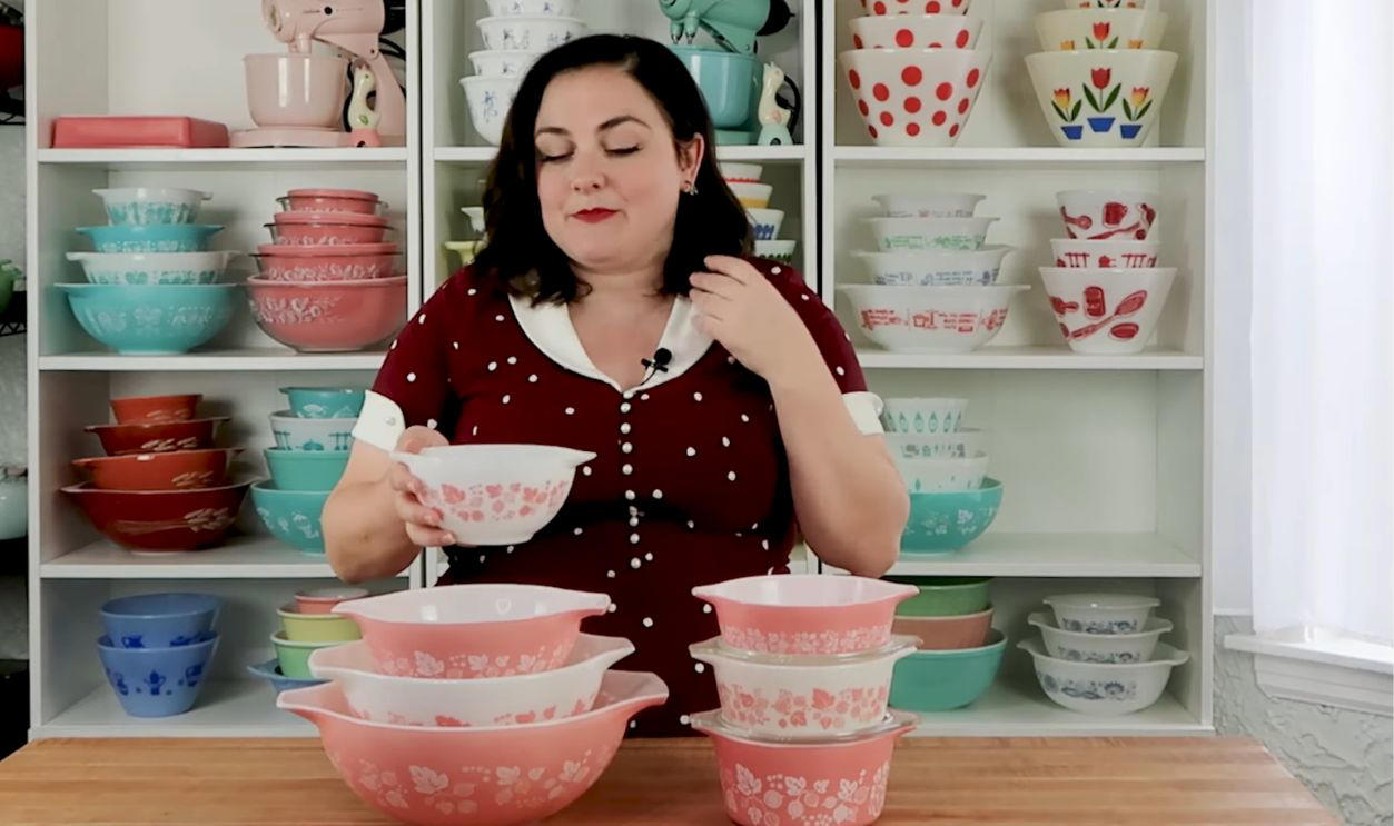 Your Grandma’s Kitchenware Could Be Worth a Fortune, Turquoise Snowflake Mixing Bowls, Gooseberry Cinderella Bowls (Pink on White), Friendship Pattern Casseroles, Primary Colors Mixing Bowls Set, Black Snowflake Space Saver Casserole, Horizon Blue Cinderella Bowls, Verde Square Flowers Casseroles, Terra Mixing Bowls, Bluebird Promotional Casserole, Balloons Chip &amp; Dip Set, Pink Scroll Space Saver, Green Dot Mixing Bowls, Town and Country Pattern Mixing Bowls, Autumn Harvest Cinderella Bowls (Orange on White), Shenandoah Pattern Casseroles, Golden Pine Promotional Casserole