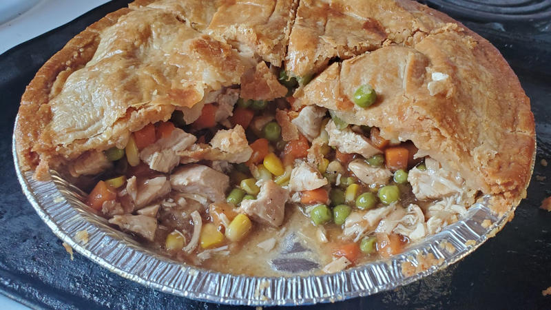 7. Chicken Pot Pie 1. Macaroni And Cheese, 2. Buffalo Wings, 3. Cheeseburger, 4. Cornbread, 5. Apple Pie, 6. Barbecue Ribs, 7. Chicken Pot Pie, 8. Clam Chowder, 9. Meatloaf, 10. Pancakes With Maple Syrup, 1. Tuna Casserole, 2. Jell-O Salad, 3. Chipped Beef On Toast, 4. Liver And Onions, 5. Green Bean Casserole, 7. Egg Salad Sandwich, 8. Sloppy Joe, 9. Creamed Corn, 10. Ambrosia Salad