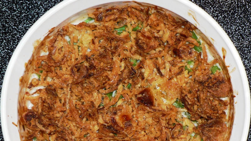 5. Green Bean Casserole 1. Macaroni And Cheese, 2. Buffalo Wings, 3. Cheeseburger, 4. Cornbread, 5. Apple Pie, 6. Barbecue Ribs, 7. Chicken Pot Pie, 8. Clam Chowder, 9. Meatloaf, 10. Pancakes With Maple Syrup, 1. Tuna Casserole, 2. Jell-O Salad, 3. Chipped Beef On Toast, 4. Liver And Onions, 5. Green Bean Casserole, 7. Egg Salad Sandwich, 8. Sloppy Joe, 9. Creamed Corn, 10. Ambrosia Salad